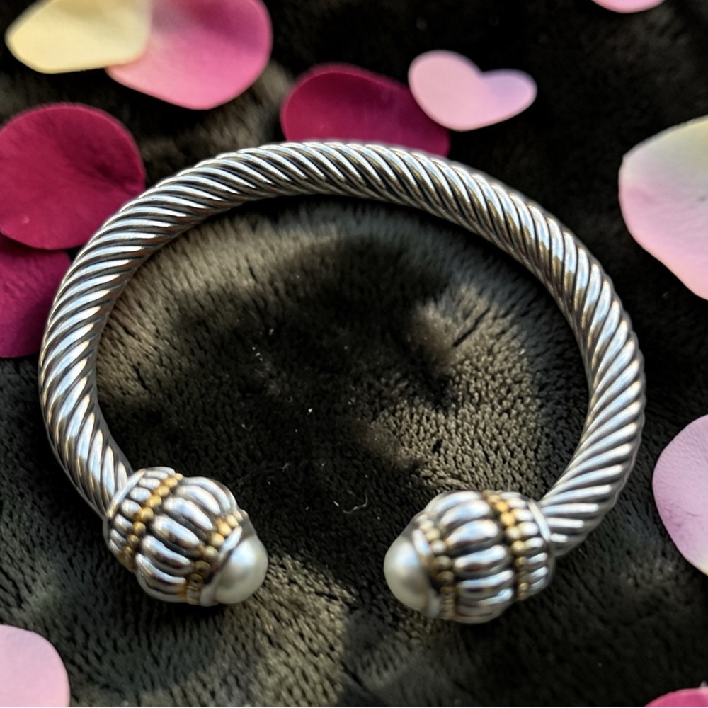 Elegant Twisted Cable Pearl Cuff 7.5”
